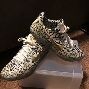 Nike Kobe XI (11) Low (Mamba Day)